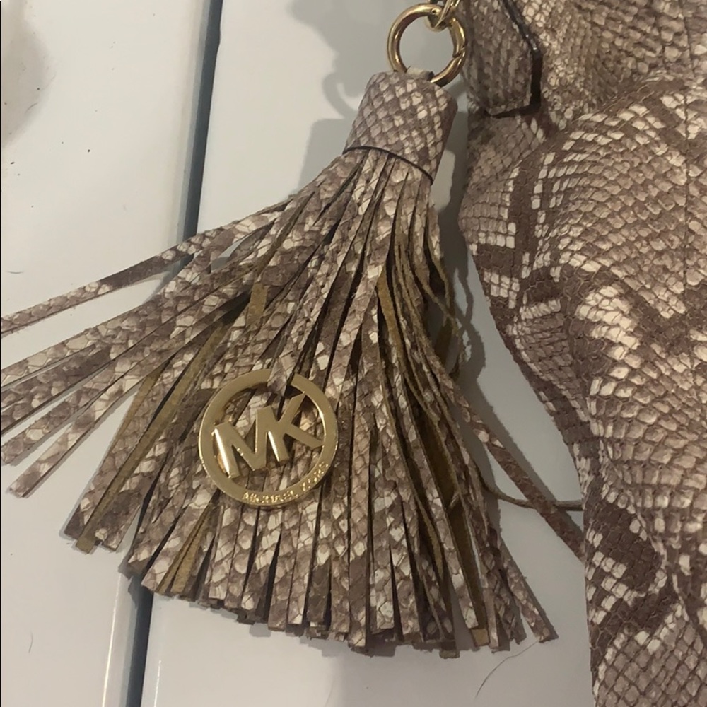 Mk Snake Skin Print Large Hobo & Matching Wristlet - image 6